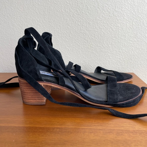 NWOB Steve Madden Rizzaa Suede Strappy Block Heel Sandals. - Picture 6 of 9